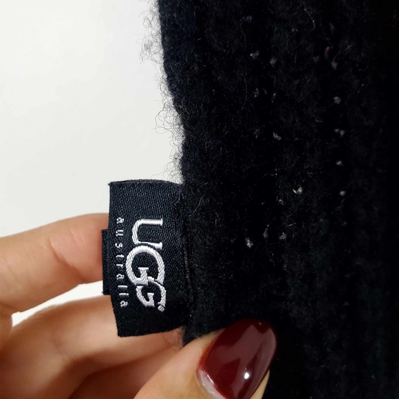 UGG Lambswool scarf Black unisex - Picture 6 of 9